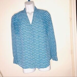 Ann Taylor Factory Small Blue White Pattern Blouse V-Neck Button Down Preppy